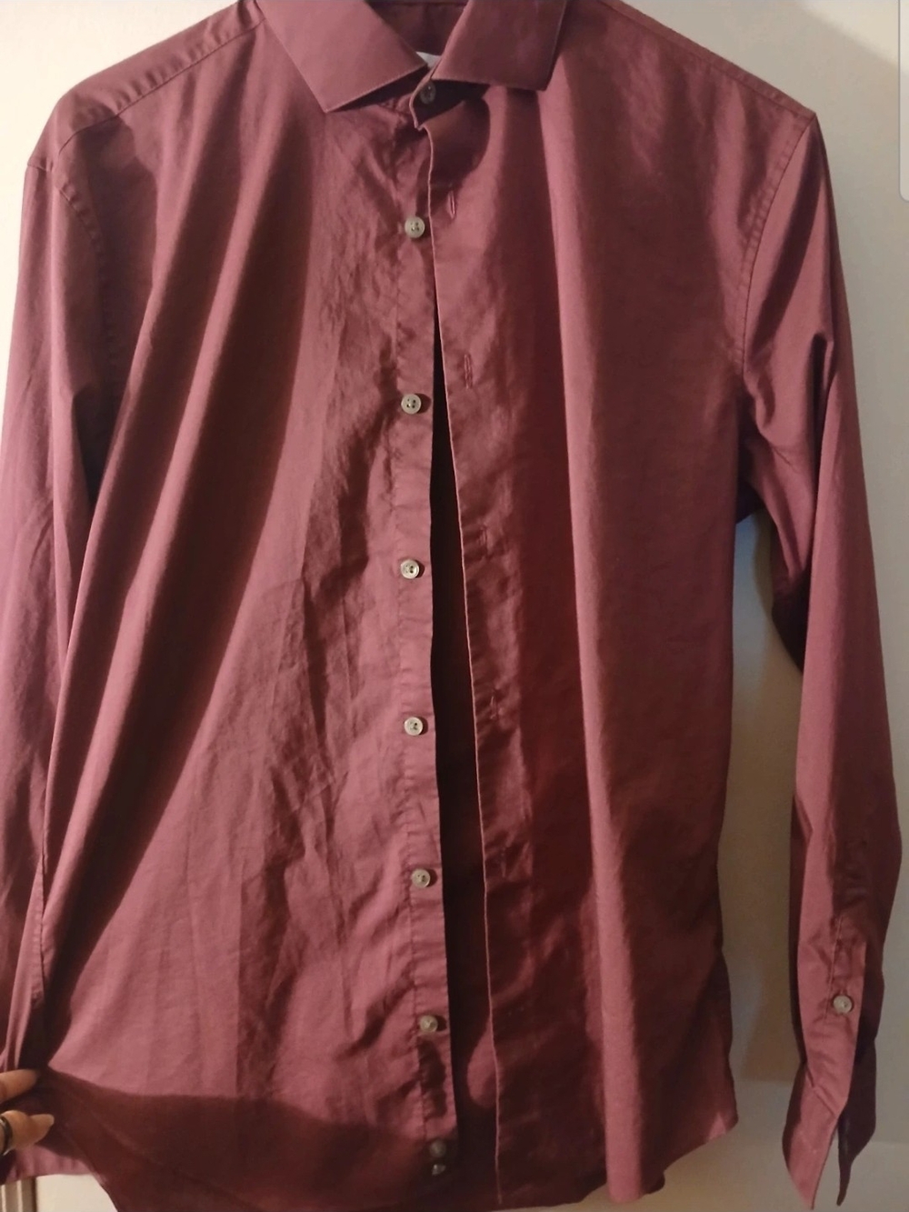 Calvin Klein Men's Long-Sleeve Button-Up Shirt in Wine